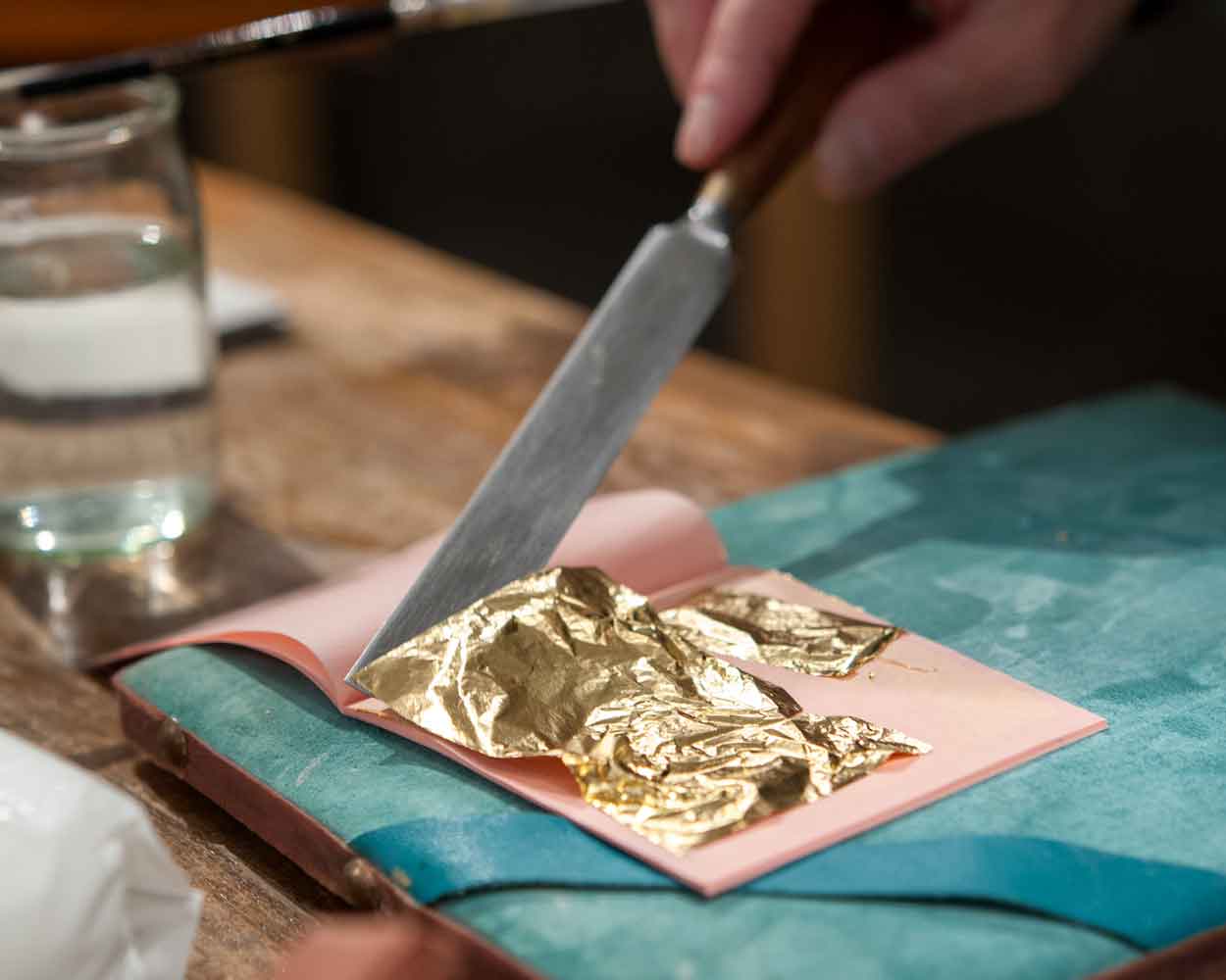 Gilding size (Missione) 15 mins, water-based gilding adhesive for imitation  gold, silver & copper leafs
